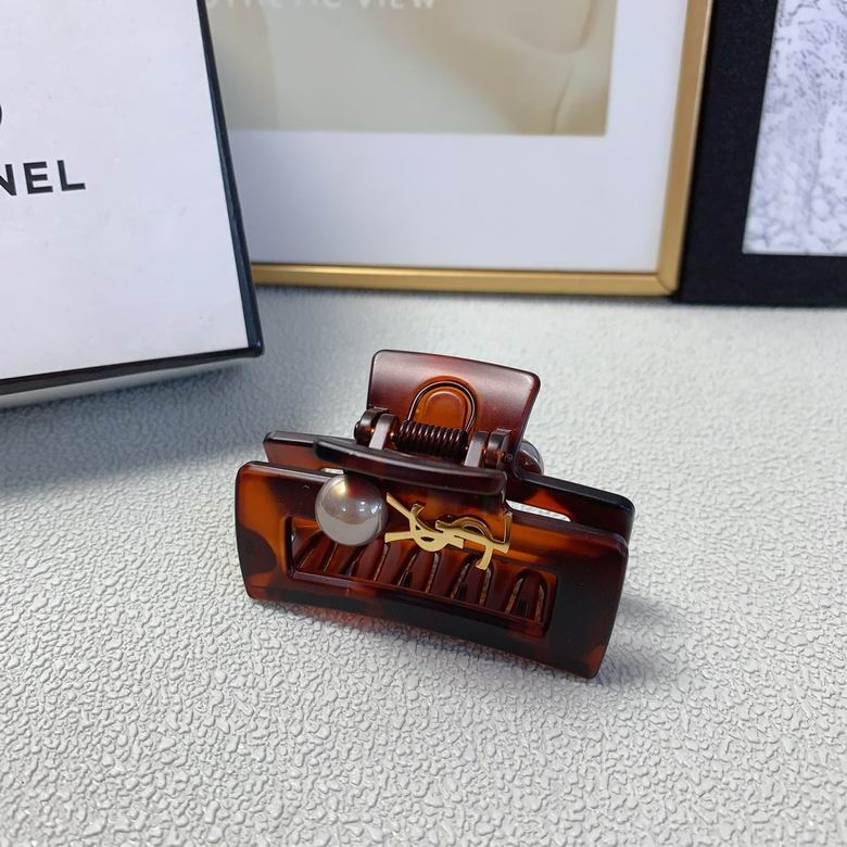 YSL Hair Grab Clip  (4)